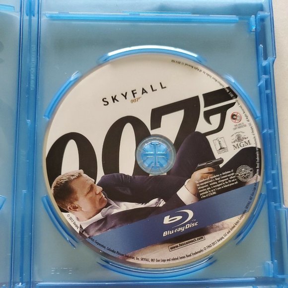 James Bond Daniel Craig 2 Blu-ray Lot Skyfall, Quantum of Solace 007 - Picture 7 of 7